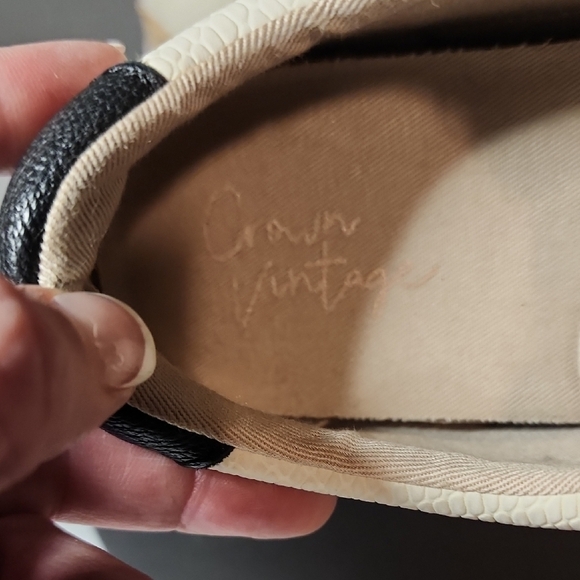 Crown Vintage Black and Cream Footwear - Picture 2 of 9